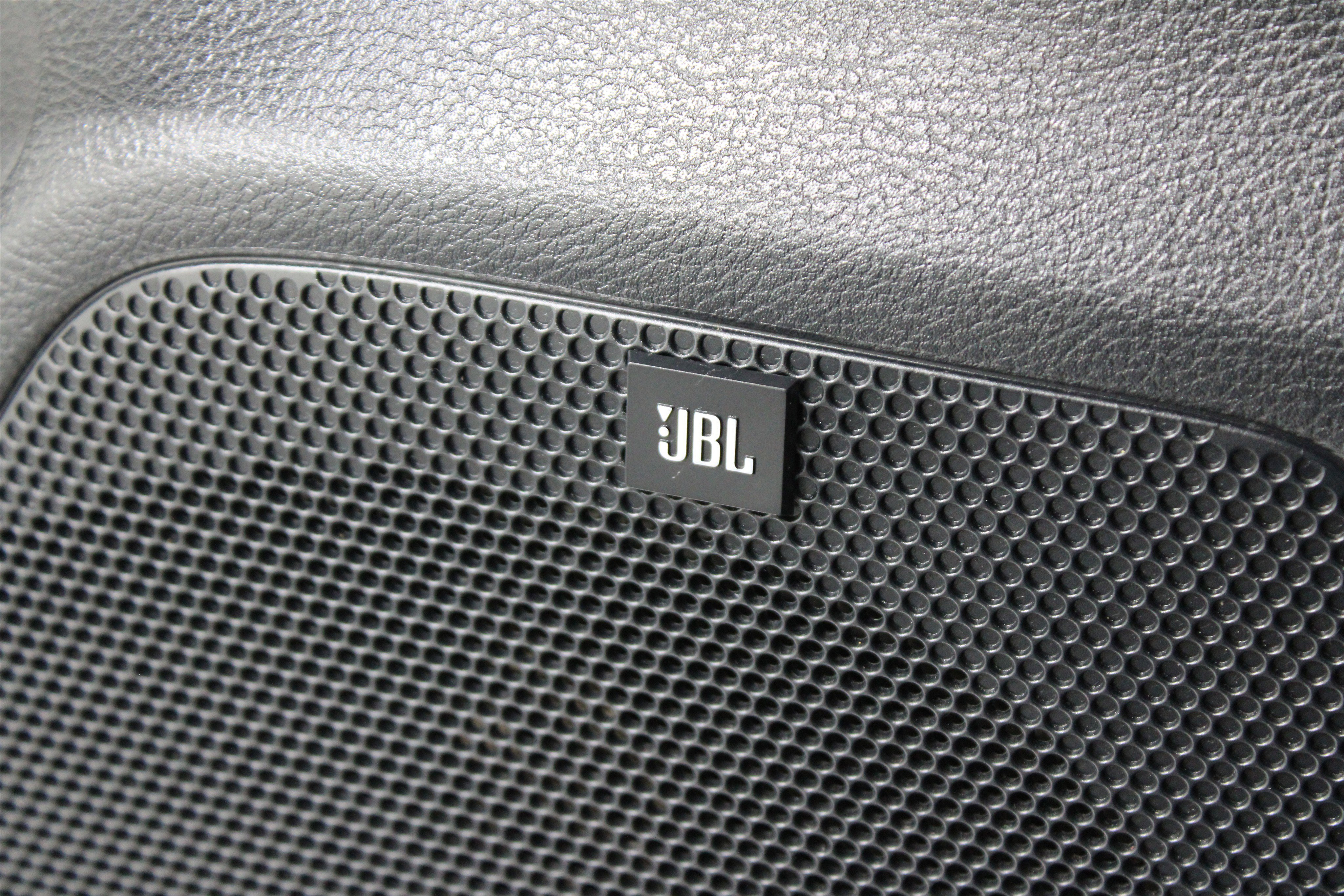 Used 2016 Toyota Tacoma Limited image 21