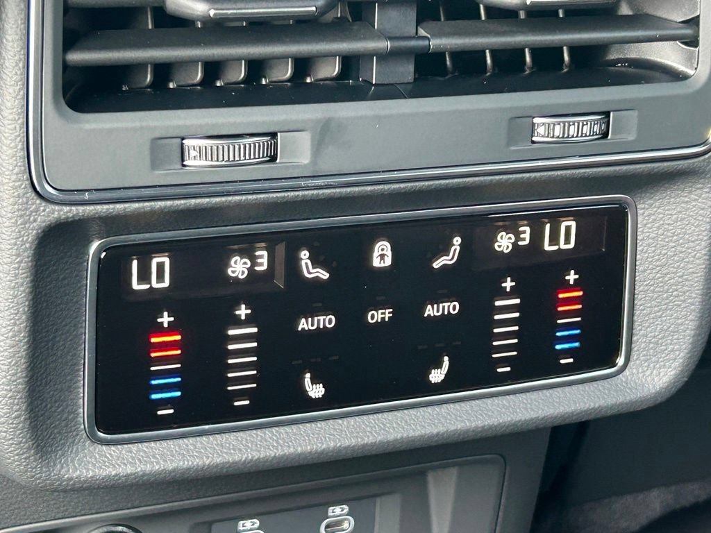 New 2026 Audi RS Q8 performance AWD/4WD image 71