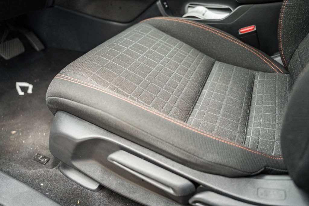 Used 2025 Honda HR-V Sport image 31