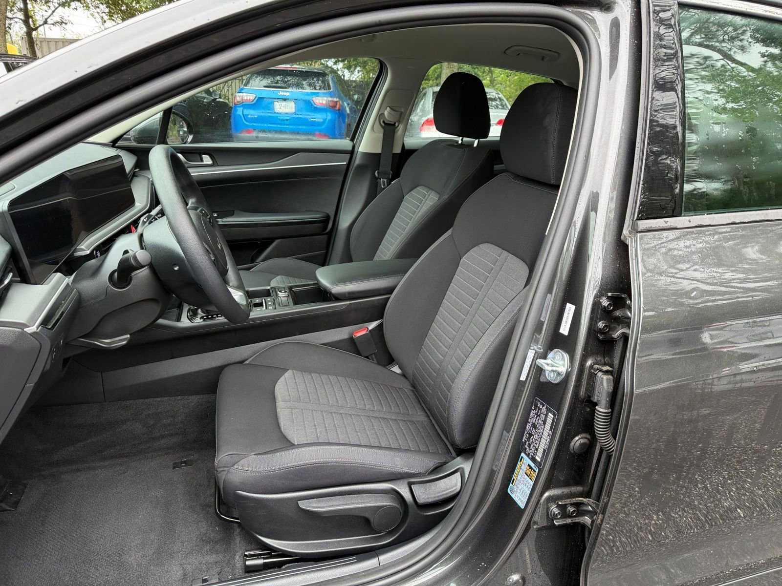 Used 2025 Kia K5 LXS image 34