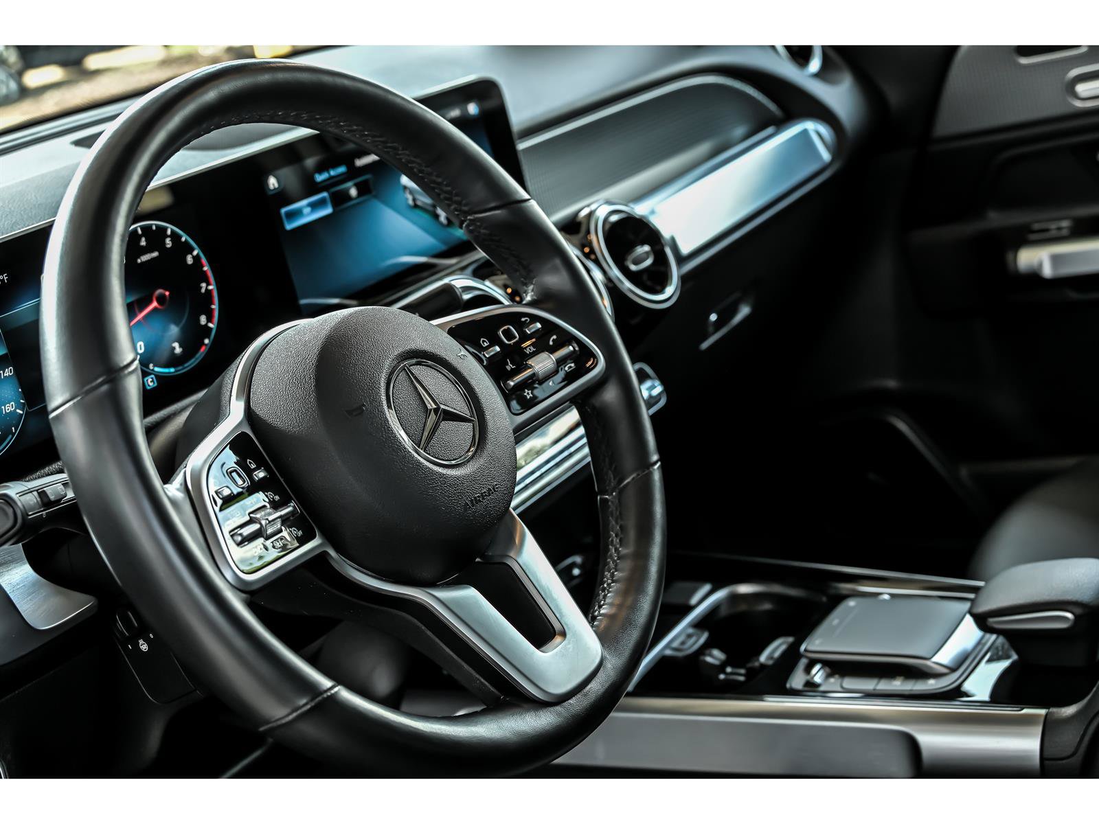 Certified 2021 Mercedes-Benz GLB 250 4MATIC image 15