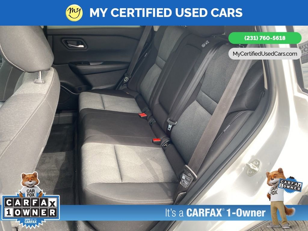 Used 2025 Nissan Rogue SV image 32