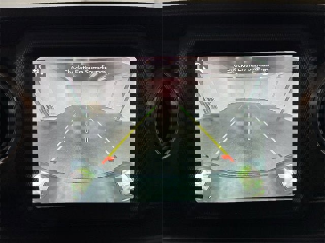 Used 2022 Jeep Gladiator Sport image 15