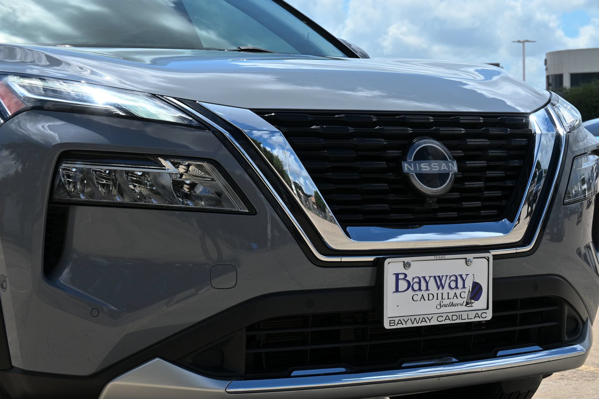 Used 2023 Nissan Rogue Platinum w/ Platinum Premium Package AWD/4WD image 28