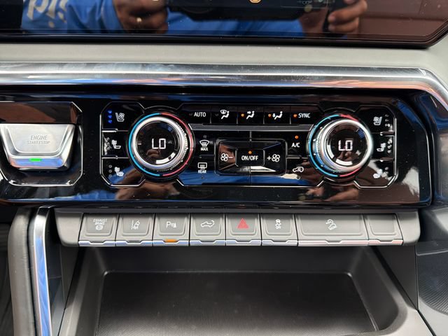 New 2026 GMC Sierra 3500 Denali Ultimate AWD/4WD image 14