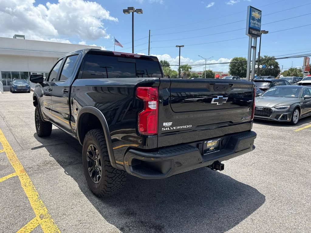 Used 2025 Chevrolet Silverado 1500 ZR2 w/ Technology Package AWD/4WD image 5