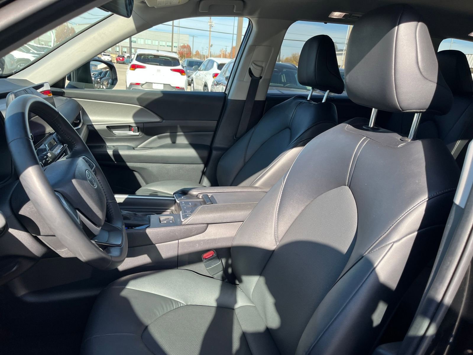 Used 2025 Toyota Grand Highlander FWD image 27