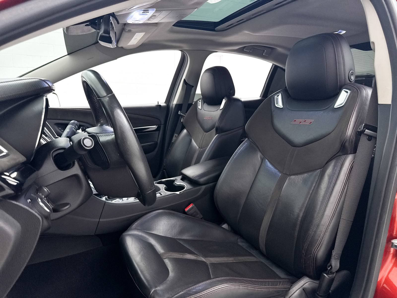 Used 2016 Chevrolet SS RWD image 24