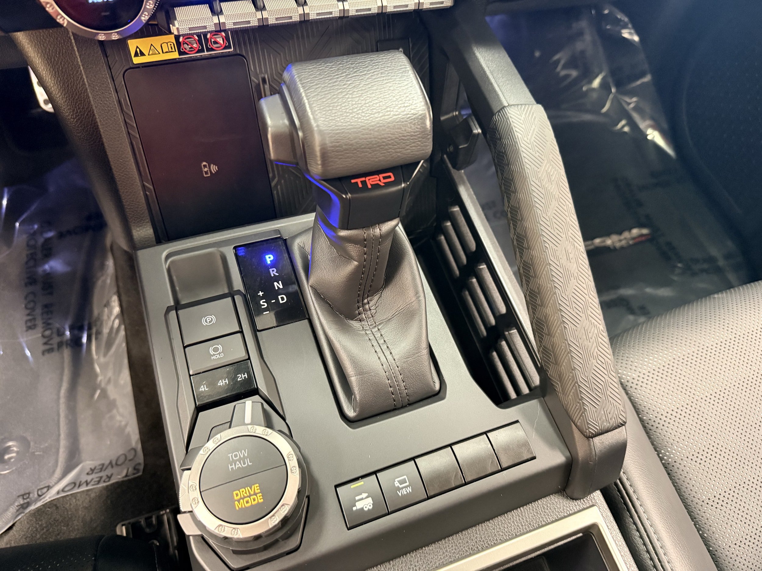 Used 2024 Toyota Tacoma TRD Sport w/ TRD Sport Premium Package AWD/4WD image 35