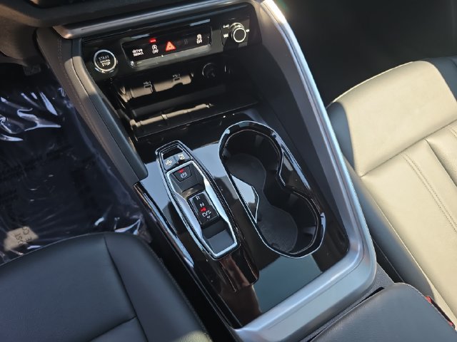 Used 2025 Audi Q5 Premium w/ Convenience Package AWD/4WD image 28