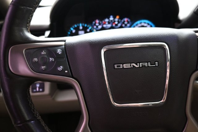 Used 2017 GMC Yukon Denali w/ Open Road Package AWD/4WD image 30