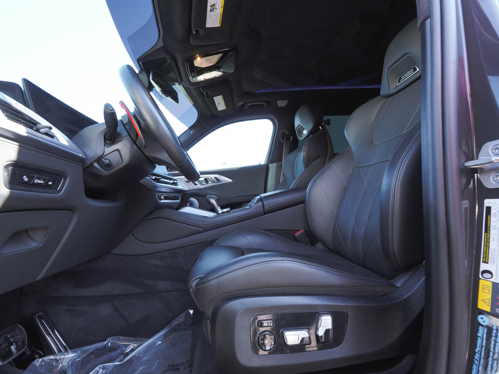 Used 2025 BMW XM image 33