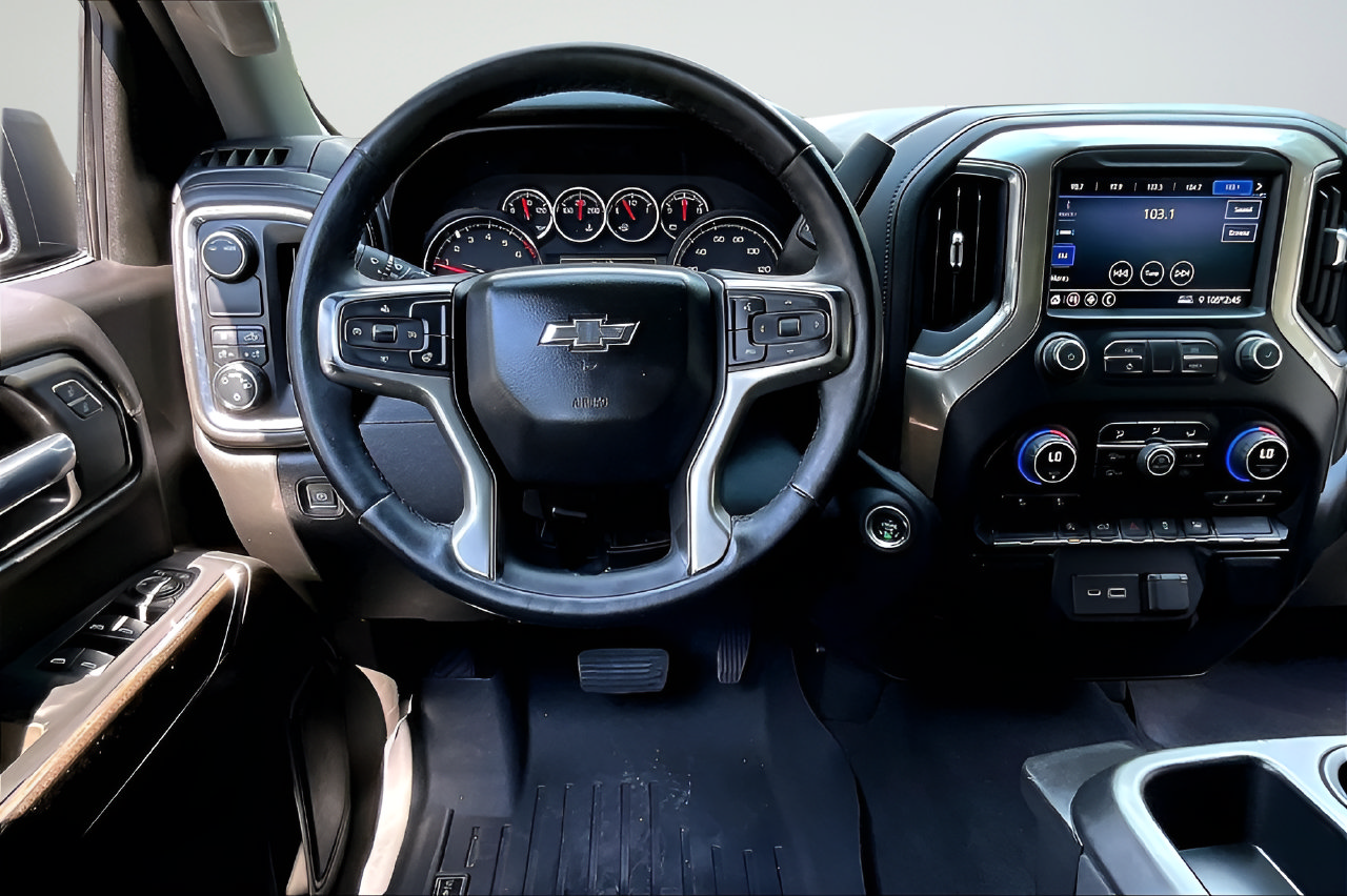 Used 2021 Chevrolet Silverado 1500 RST w/ Rally Edition RWD image 8