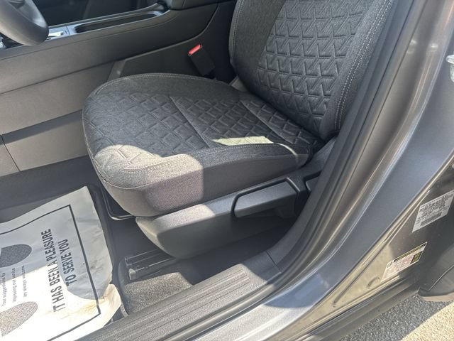 New 2026 Nissan Kicks SV w/ Charging Package FWD image 28