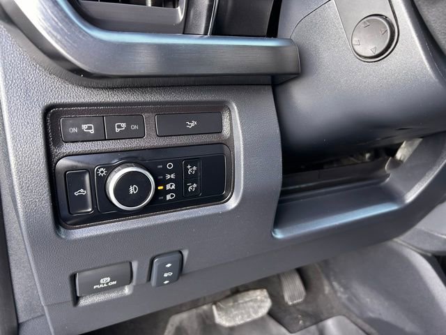 Used 2024 Ford F350 Lariat w/ Lariat Ultimate Package image 30