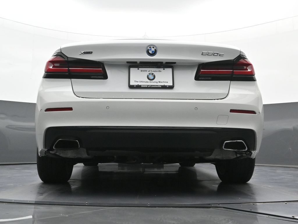 Used 2023 BMW 530e xDrive w/ Premium Package AWD/4WD image 27