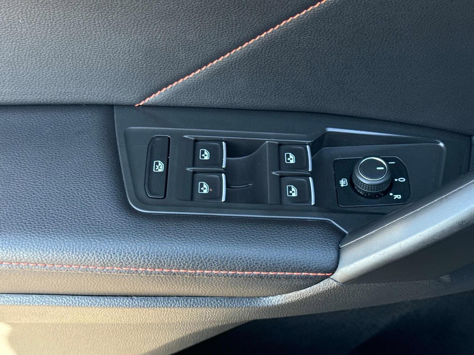 Used 2024 Volkswagen Tiguan Wolfsburg Edition image 21