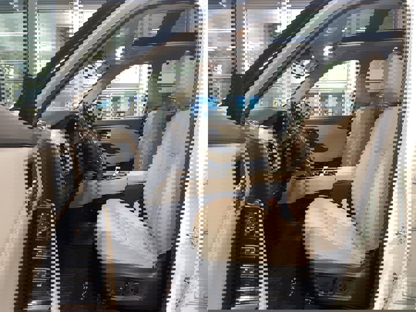 Used 2023 Nissan Rogue SL w/ SL Premium Package image 8