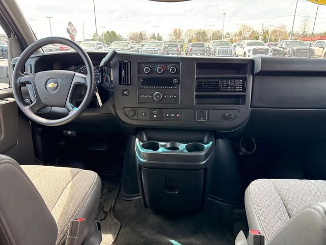 Used 2015 Chevrolet Express 2500 LT w/ LT Preferred Equipment Group RWD image 15