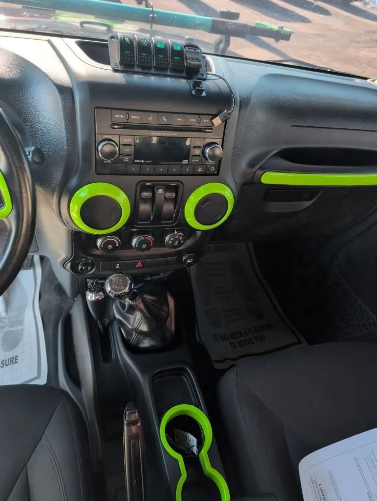 Used 2018 Jeep Wrangler Sport AWD/4WD image 21