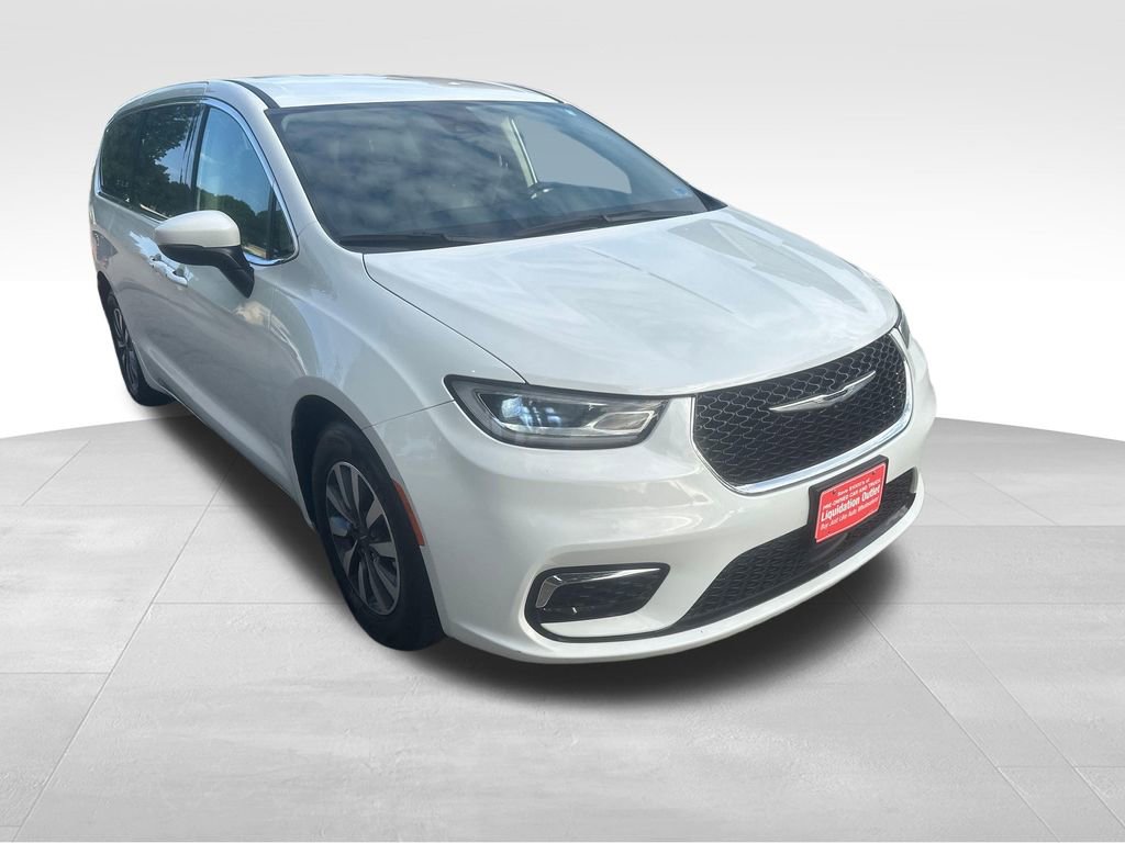 Used 2022 Chrysler Pacifica Touring-L FWD image 31