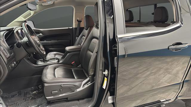 Used 2019 GMC Canyon All Terrain w/ Trailering Package AWD/4WD image 9