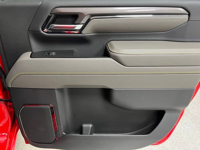 Used 2024 Chevrolet Silverado 2500 ZR2 w/ Technology Package image 46