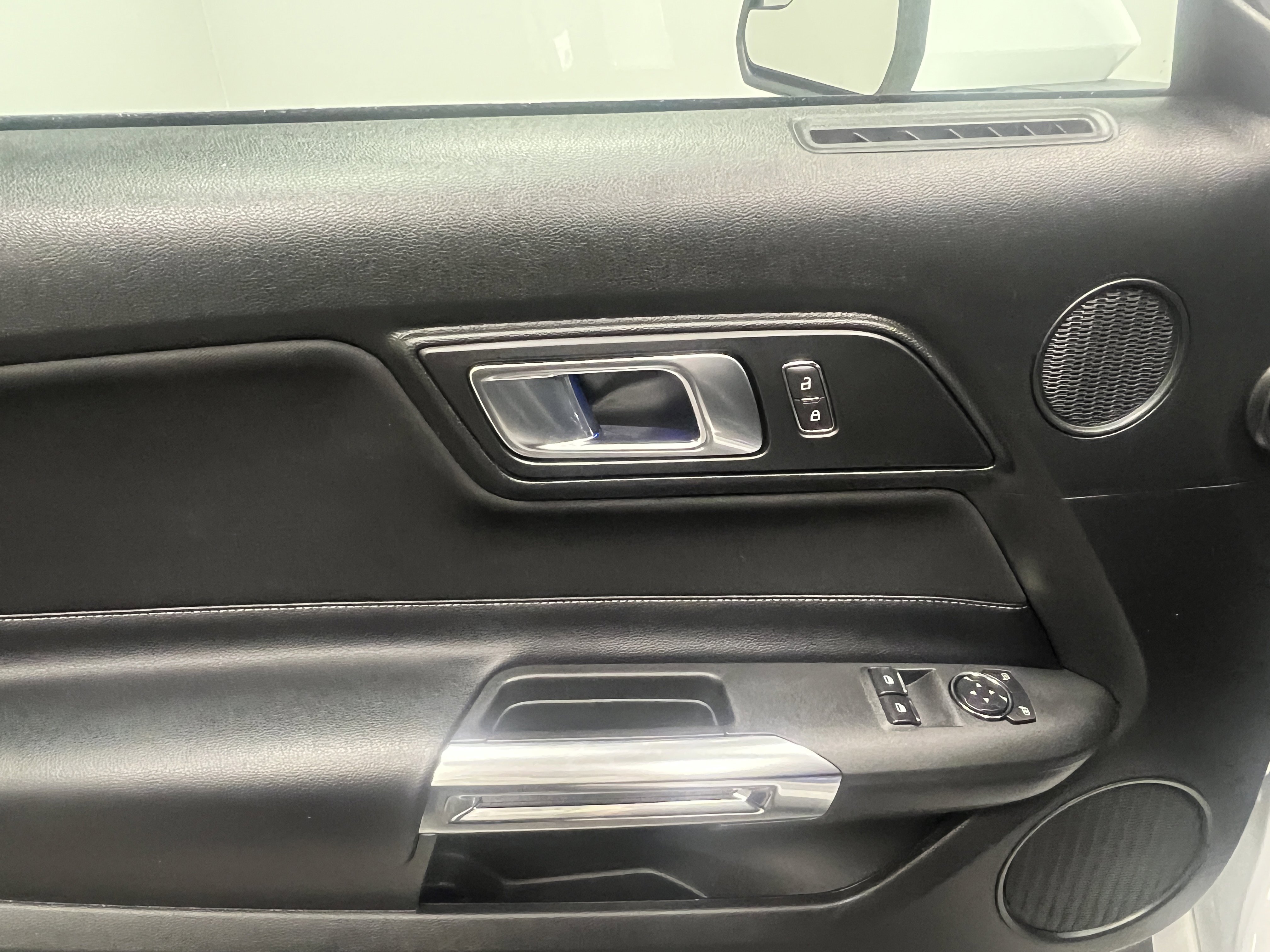 Used 2020 Ford Mustang GT w/ Equipment Group 301A image 17