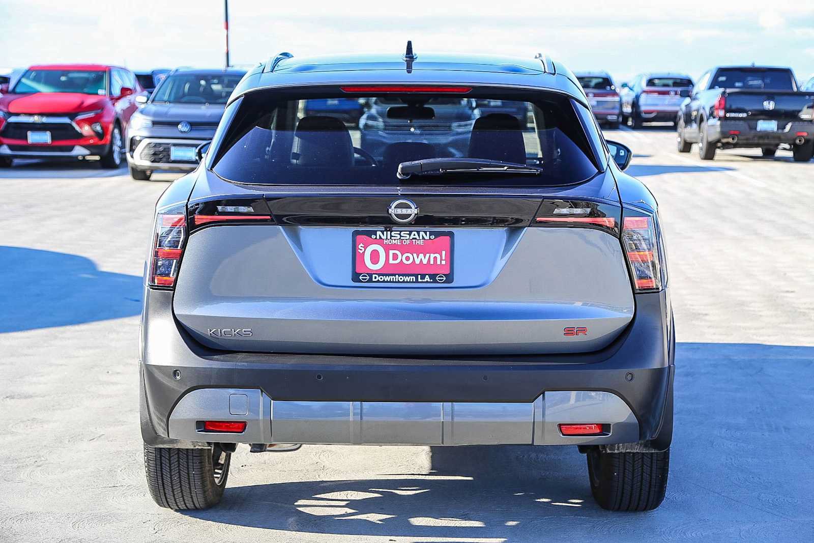 Used 2026 Nissan Kicks SR FWD image 7