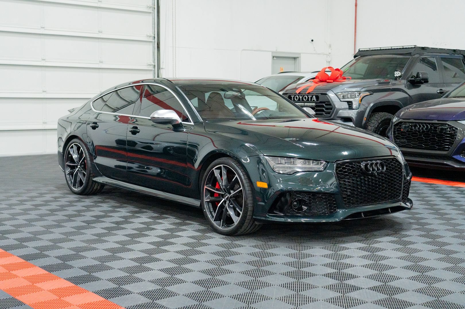 Used 2016 Audi RS 7 Prestige w/ RS 7 Dynamic Package AWD/4WD image 11