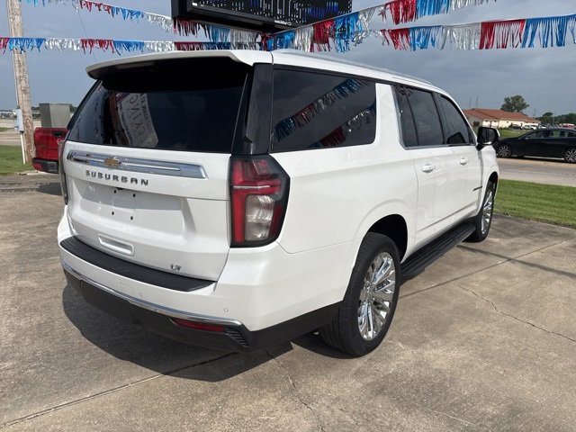 Used 2021 Chevrolet Suburban LT w/ LT Signature Package image 7