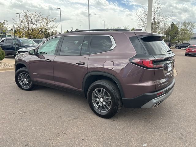 Used 2025 GMC Acadia Elevation AWD/4WD image 4
