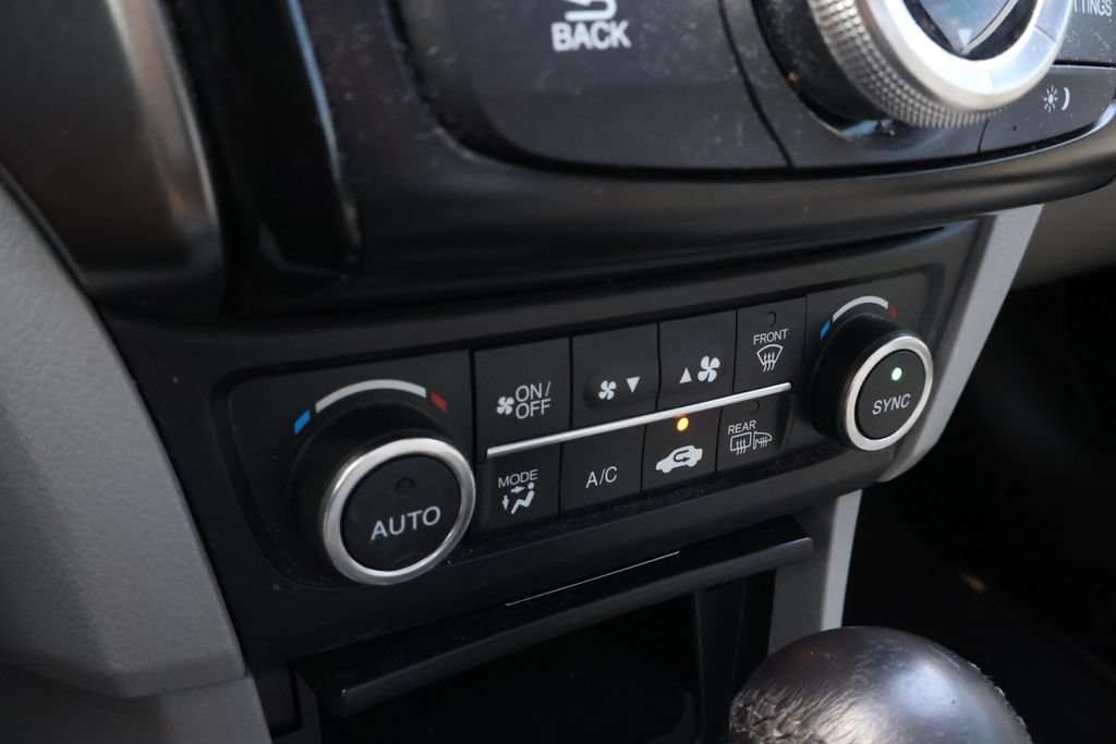 Used 2019 Acura ILX FWD image 25