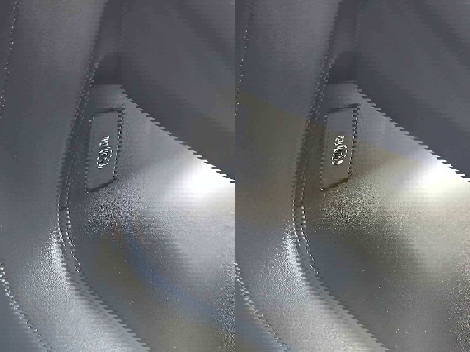 Used 2025 Land Rover Range Rover Sport Dynamic SE AWD/4WD image 30