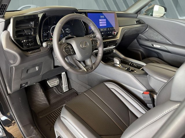 Certified 2026 Lexus TX 500h AWD w/ Technology Package image 10