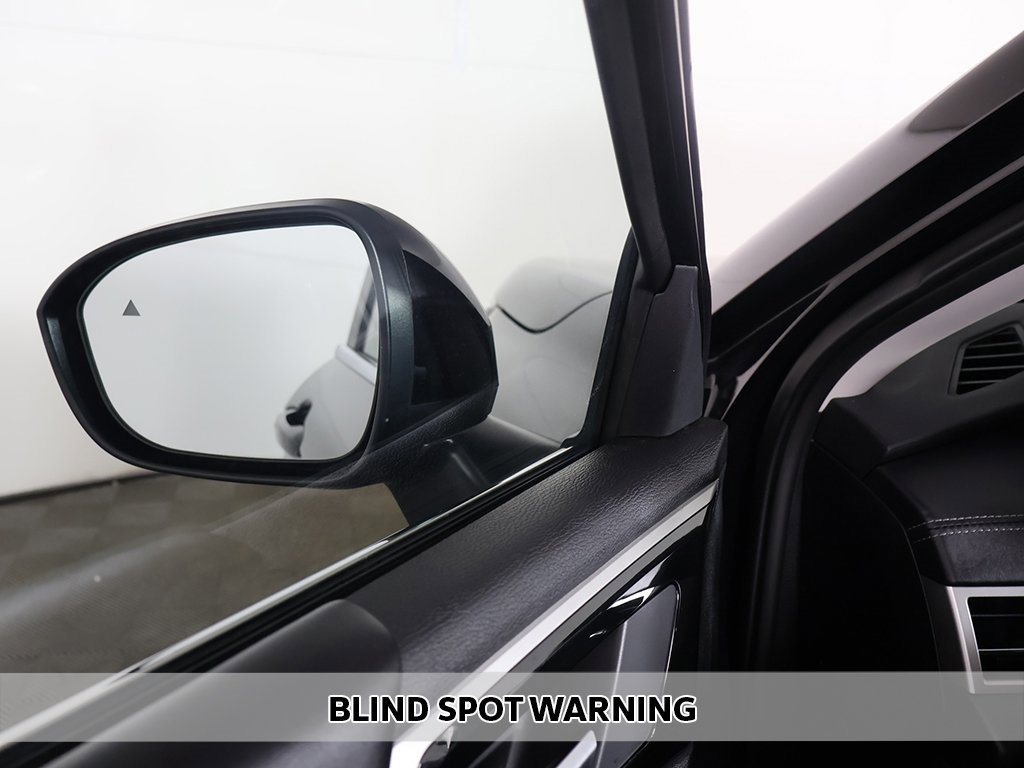 Used 2024 Mitsubishi Outlander SE image 6