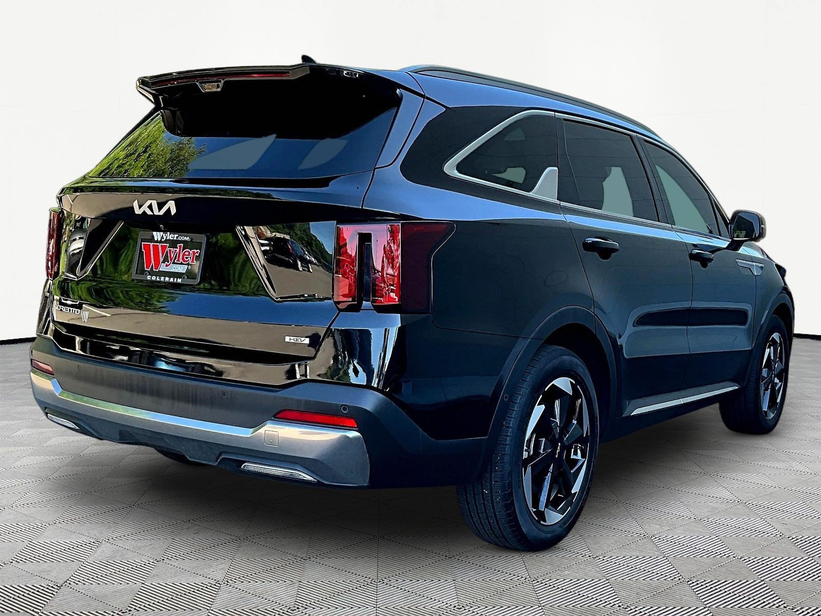Certified 2025 Kia Sorento SX Prestige AWD/4WD image 6