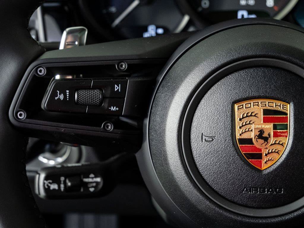 New 2026 Porsche Macan AWD/4WD image 10