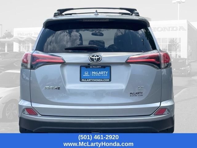 Used 2018 Toyota RAV4 LE FWD image 6