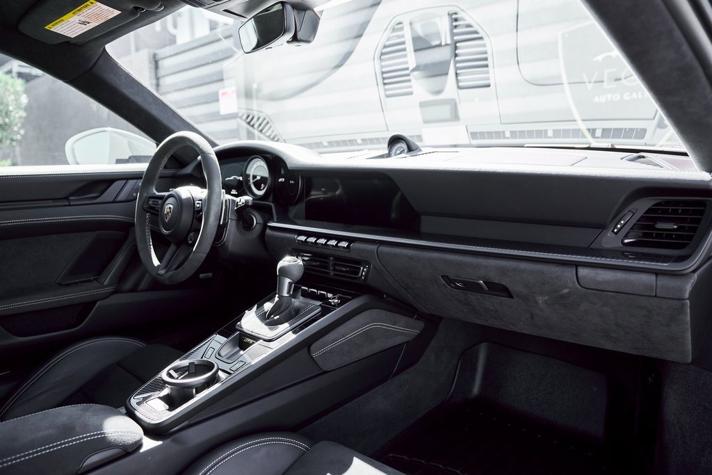 Used 2022 Porsche 911 GT3 image 36