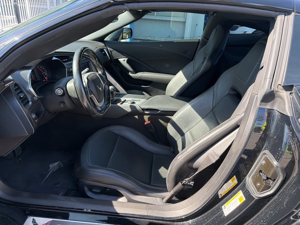 Used 2018 Chevrolet Corvette 1LT w/ Carbon Flash Badge Package image 19