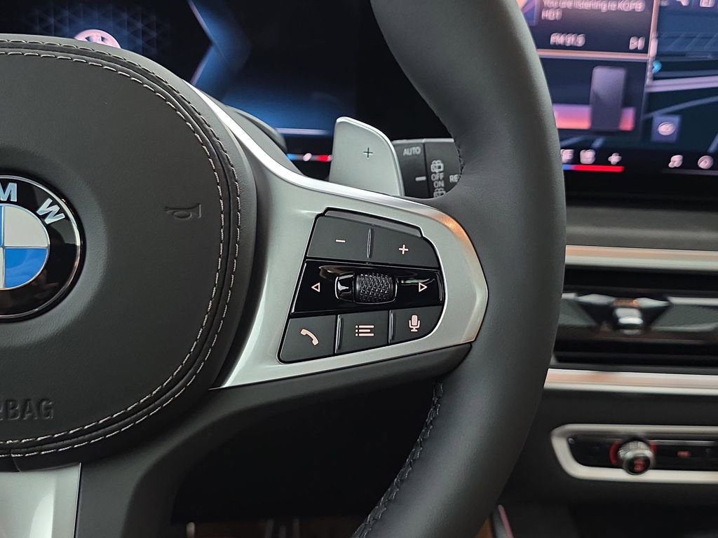 New 2026 BMW X5 xDrive40i w/ M Sport Package image 18