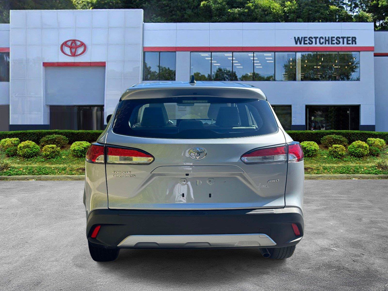 Certified 2024 Toyota Corolla Cross L AWD/4WD image 6