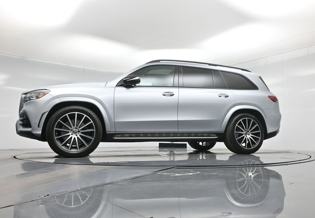 Used 2022 Mercedes-Benz GLS 450 4MATIC image 7