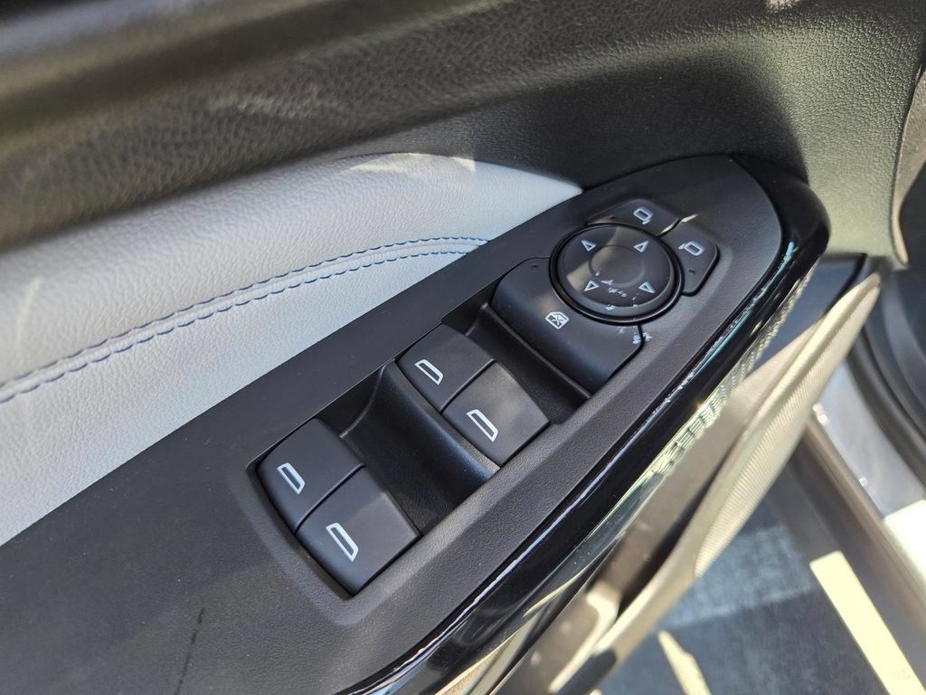 Used 2026 Chevrolet Trax LT w/ LT Convenience Package FWD image 18