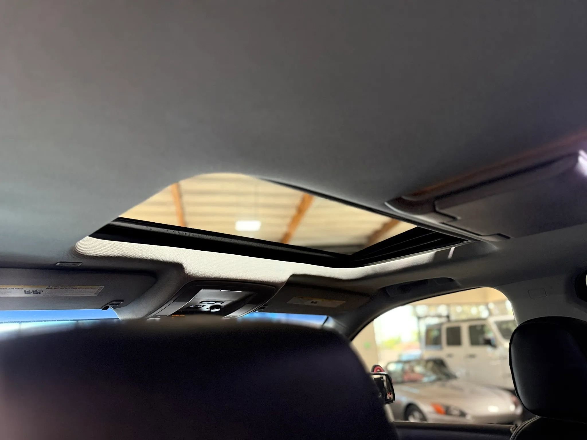 Used 2017 GMC Yukon Denali w/ Open Road Package image 17