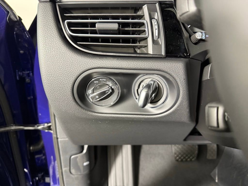 New 2026 Porsche Macan S image 32