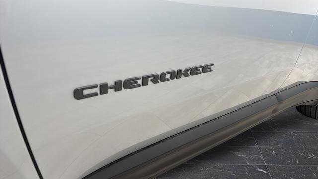 New 2026 Jeep Cherokee Overland w/ Trailer Tow Group image 35