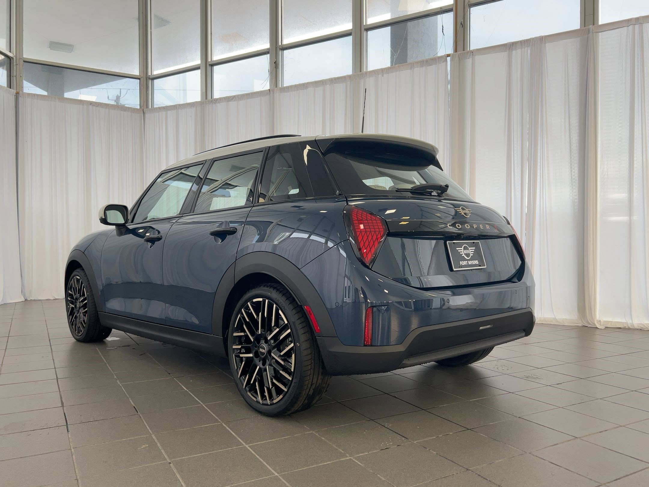 New 2026 MINI Cooper S FWD image 3