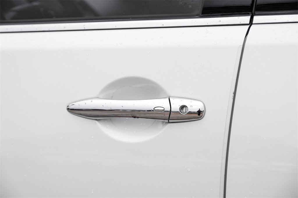 Used 2017 Nissan Armada Platinum w/ Captain Seat Package image 45